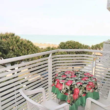 Brioni Fronte Mare Apartment Lido di Jesolo Exterior photo